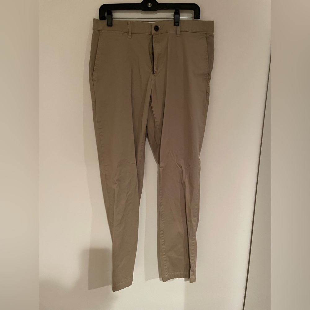 Men's Goodthreads Khaki Tan Chino Slim Fit Stretch Pants 33”x34”
